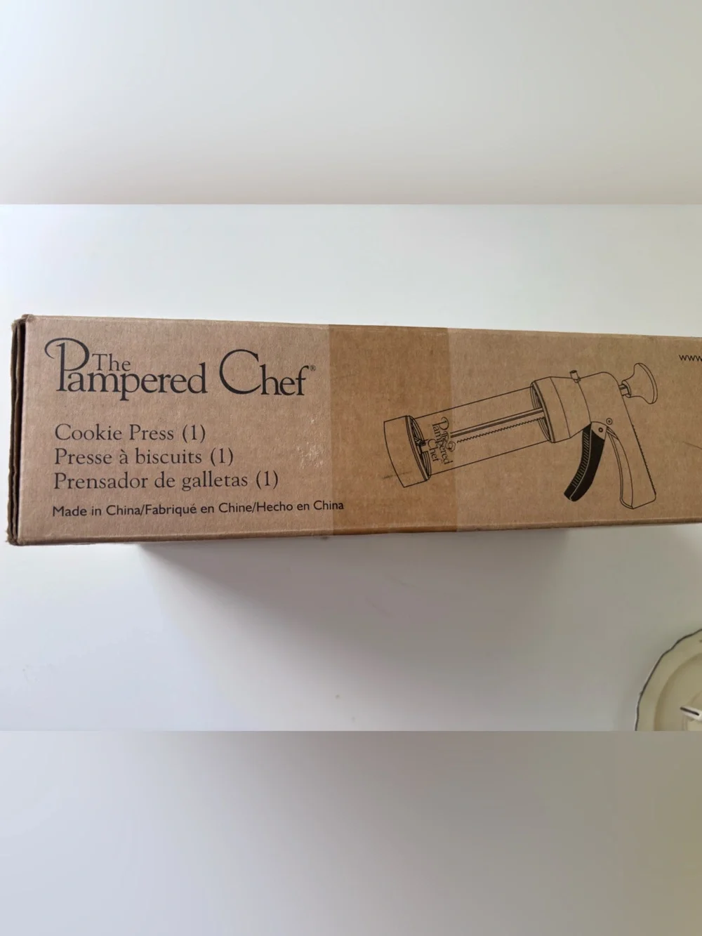 EUC!!! The Pampered Chef White and Gray Cookie Press with Discs